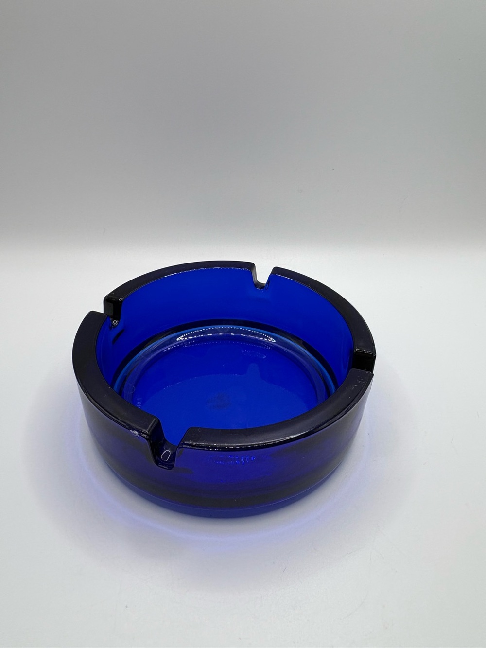 Vintage Arcoroc France Cobalt Blue Glass Ashtray Heavy MCM 4.5”